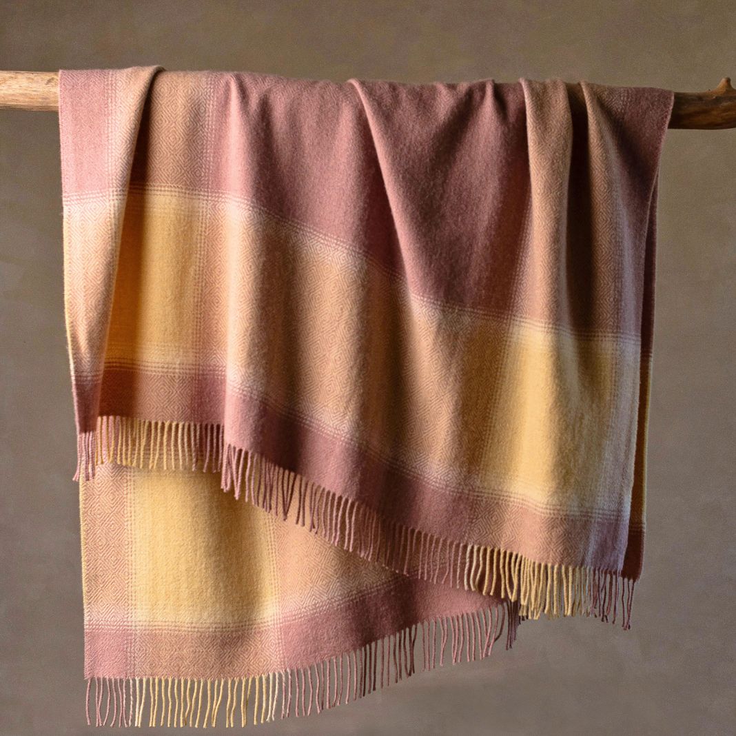 Ériu | Tara Irish Wool Blanket