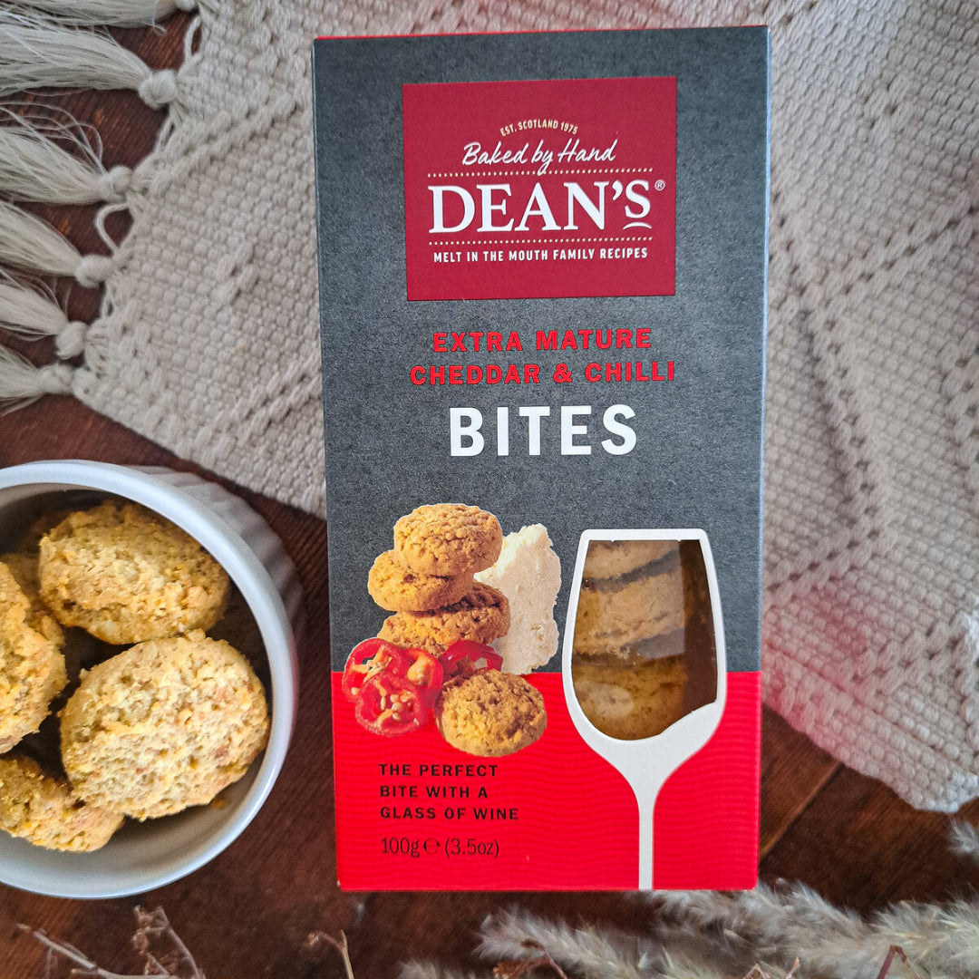 Dean's | Chilli & Cheddar Cheese Oat Bites 100g