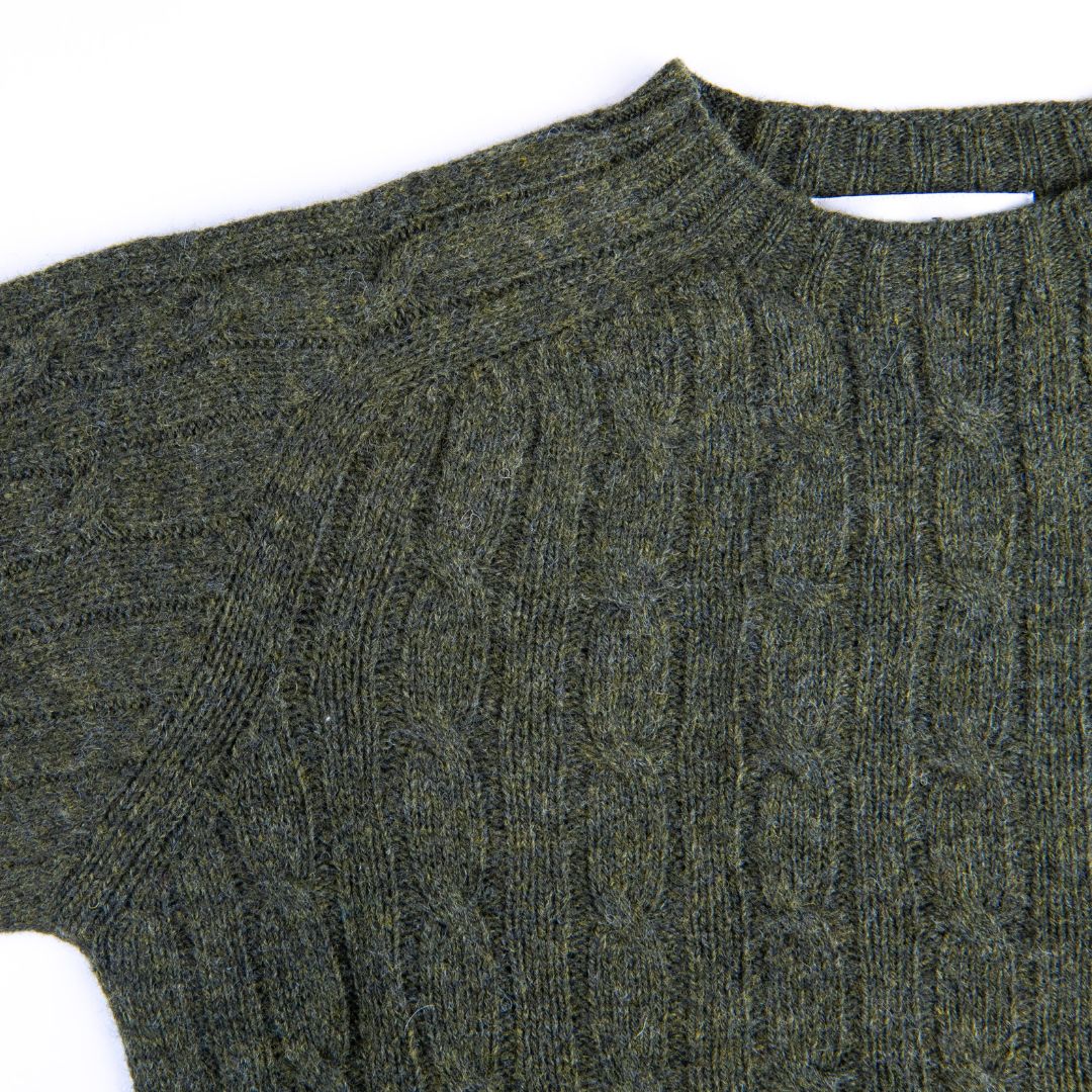 Harley of Scotland | Supersoft Cable Crewneck Sweater - Scots Pine