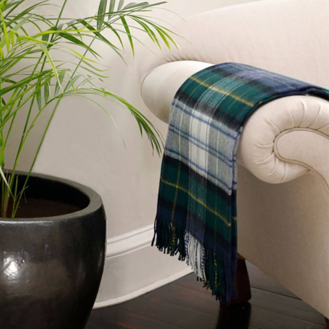 Lochcarron | Gordon Dress Tartan Lambswool Blanket