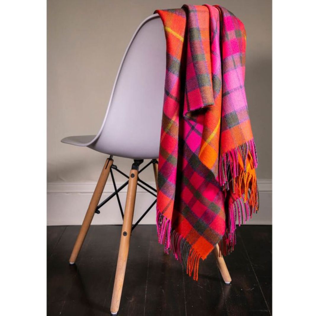 Lochcarron | Buchanan Rose Tartan Lambswool Blanket