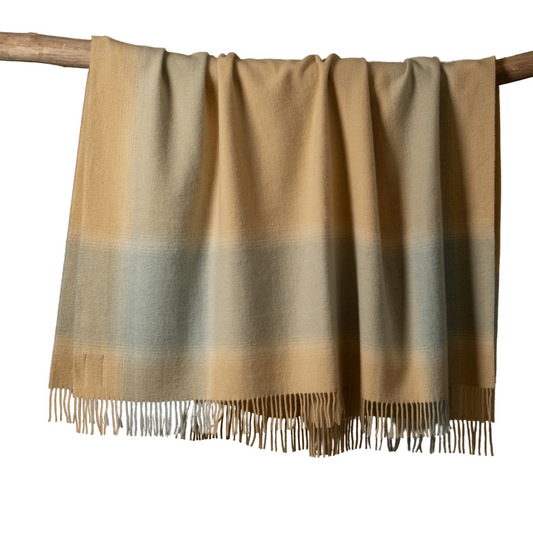 Eriu Woven Blanket | Honey & Seasong