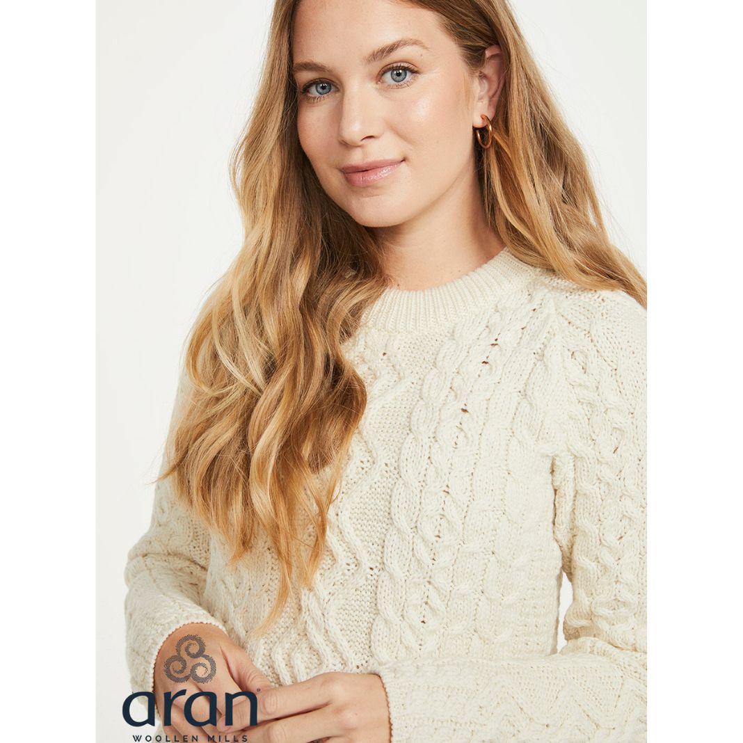 Aran Woollen Mills | Crewneck Sweater with Raglan Sleeve Classic Aran