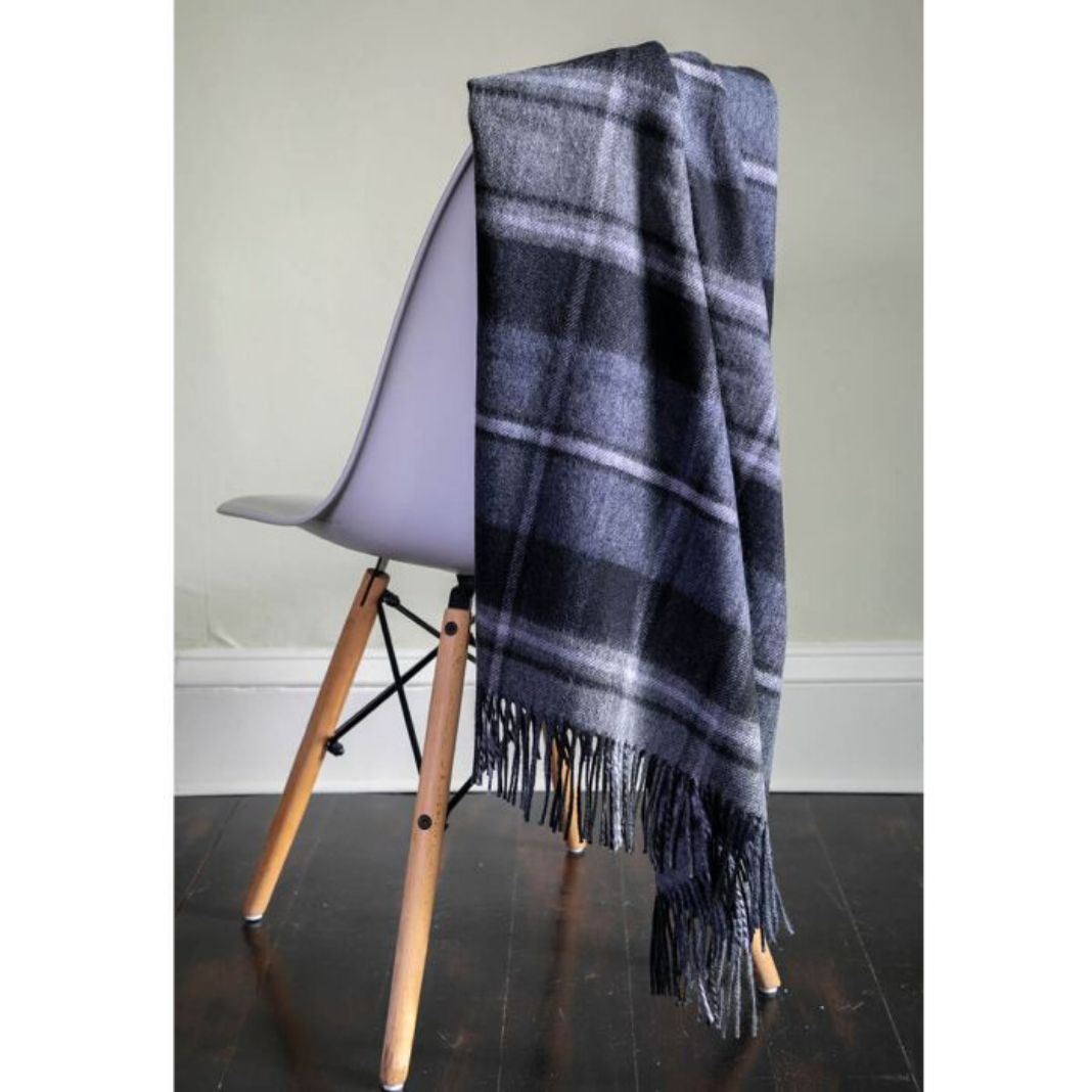 Lochcarron | MacRae Hunting Grey Tartan Lambswool Blanket