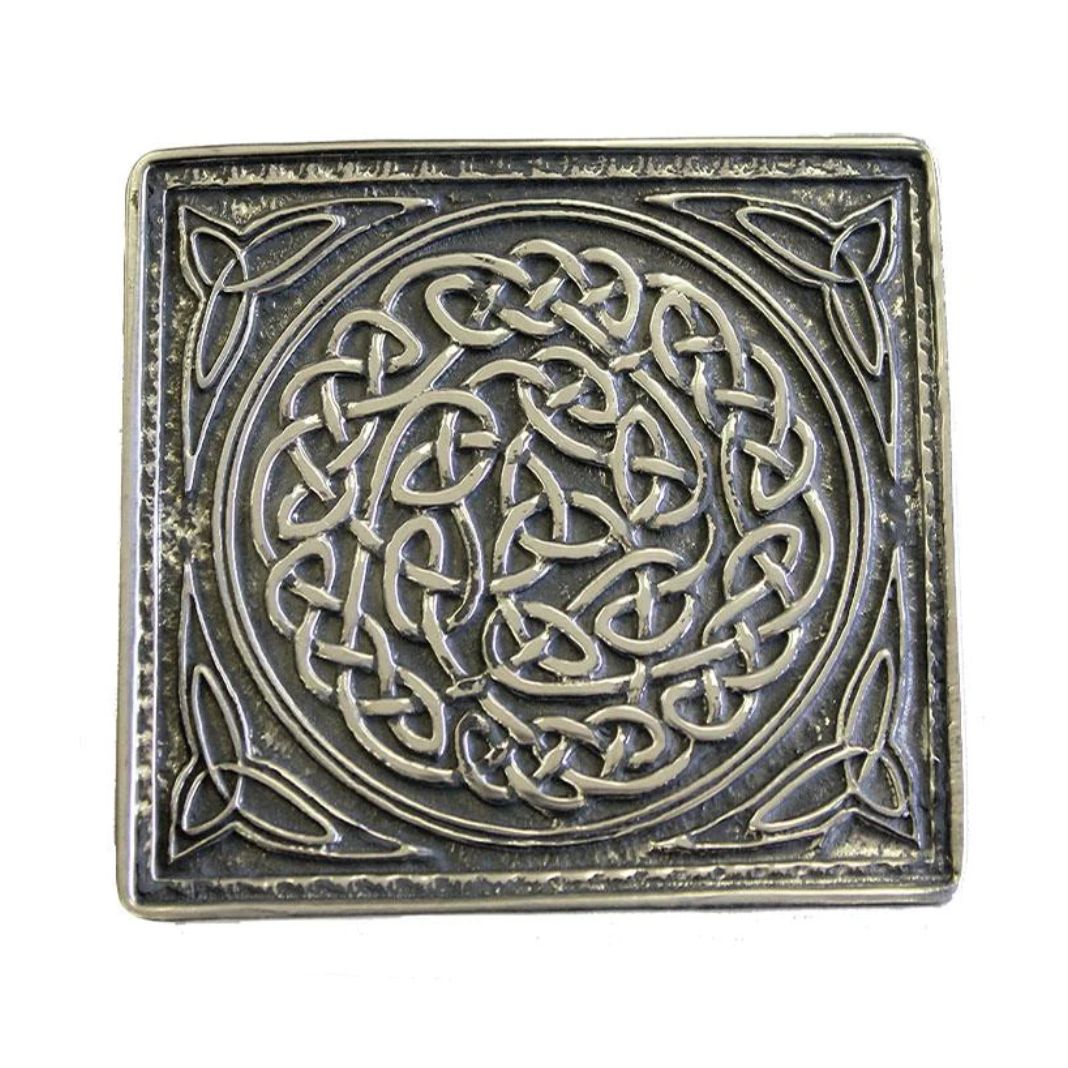 Belt Buckle | Polished Celtic Knot