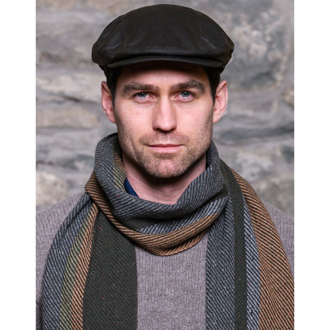 Mucros Weavers | Olive Waxed Trinity Flat Cap