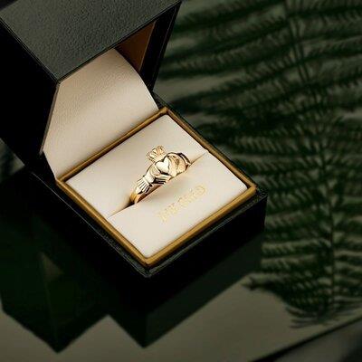 Solvar, 14K Gold Claddagh Ring | The Scottish Company, Toronto, Canada